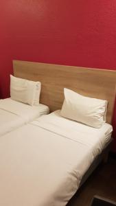 Hotels hotelF1 Saint Etienne : photos des chambres