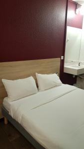 Hotels hotelF1 Saint Etienne : Chambre Tandem