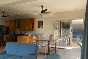 Odenvillea House - Amazing Sea Views