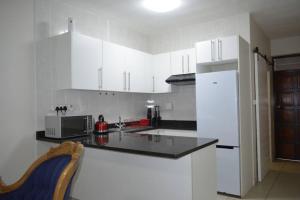 3 Eden Sands