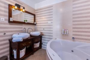 Lucija House - Lika Senj county