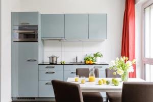 Deluxe Studio with Kitchen room in Swiss Star Home