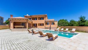 Pool Terrace Relax & Fun Villa Fuma