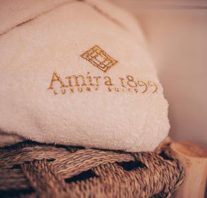 Amira 1899 Luxury Suite