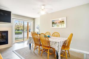 Sea Colony - 56096 Whispering Pines Ct