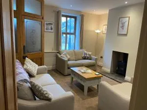 Nab View Cottage - 沃利