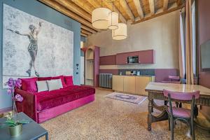 Corte Rubbi 7 Deluxe Apartment