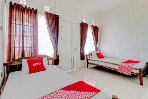 Phòng Hai Giường Đơn Loại Sang (Deluxe Twin Room)