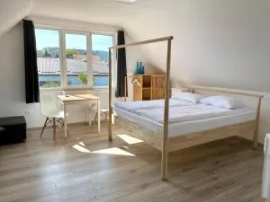 Pixel Guesthouse - Turia