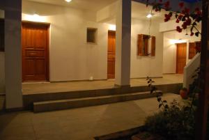 Artemis Apartments Skyros Greece