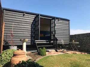 Chichester Shepherds Hut