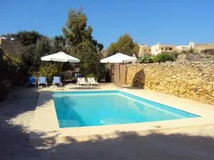 戈兹塔尼酒店 - Kerċem