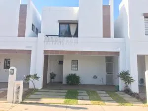 Nice House w/ shared pool and close to the beach at Mazatlan - La Florida
