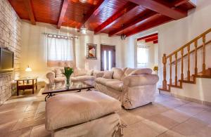 Pool & Sun Villa Rici