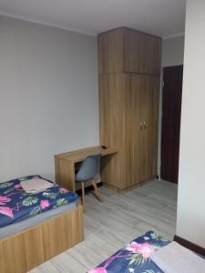 Szafir - NoclegiGrodziskPL