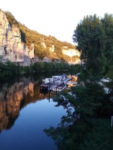 Maisons de vacances BOUZIES Lot Valley GITE : photos des chambres