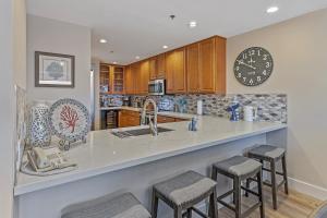 Sands Of Kahana PH 381 3Bd 3Ba OF condo