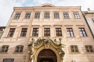 obrázek - Petra Inn Apartments in historical palace Bratislava