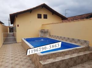 Casa Mongaguá com Piscina