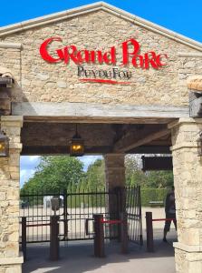 Gîte la Belle Vallée maison indépendante 80m2 à 12 min du Puy du Fou