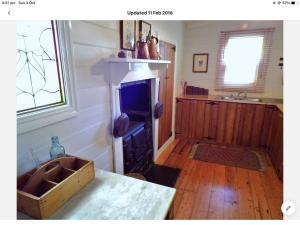 Nivani 1880s cottage