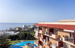 Cozy Apartment In Benalmadena With Wifi