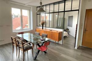 Appartements Superbe Loft 100m2 Proche Cathedrale avec Parking : photos des chambres