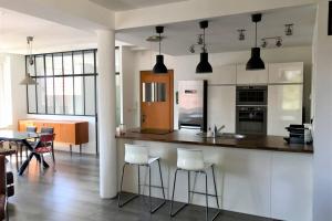 Appartements Superbe Loft 100m2 Proche Cathedrale avec Parking : photos des chambres