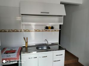 Kitinet para 2 pessoas próximo do mar - Ingleses - Com garagem