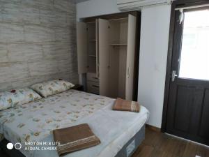 Kitinet para 2 pessoas próximo do mar - Ingleses - Com garagem