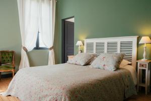 Chambres au calme au bord de la rivière avec parc arboré Villa 2 Pas Sages à 30 min de Saint-Émilion, 1h de Bordeaux