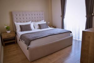 Double Room with Balcony room in Airport Garden Hotel