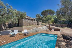 Villas Villa bodri, maison en pierre avec vue mer et piscine chauffee : photos des chambres
