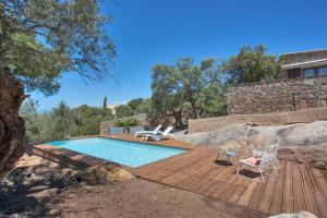 Villas Villa bodri, maison en pierre avec vue mer et piscine chauffee : photos des chambres