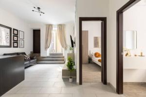 iFlat Monti Elegant Apartment with Terrace