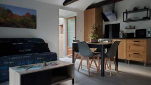 Maisons de vacances Gite de Combelebouze en Cevennes - Cosy, Confort et Climatise - 3 etoiles : photos des chambres