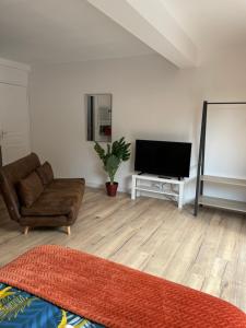 Appartements studio 2 RDC henriville : photos des chambres