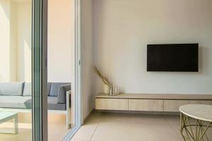 Phaedrus Living Seaview Flat Limnaria 154