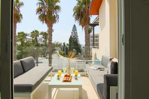 Phaedrus Living Seaview Flat Limnaria 154