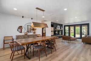 @ Marbella Lane - The Wine Mine Desert Escape