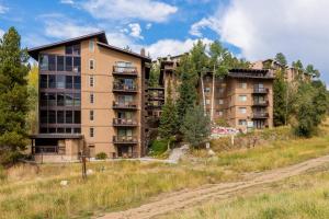 Storm Meadows East 54