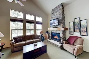 Deer Track Retreat - Elkdale