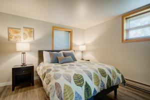 Charming and cozy downtown Bozeman 1 bedroom condo Walk to dinner and drinks