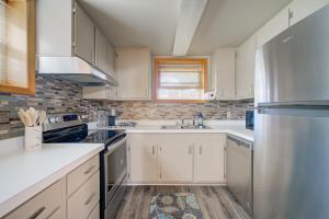 Charming and cozy downtown Bozeman 1 bedroom condo Walk to dinner and drinks