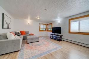Charming and cozy downtown Bozeman 3 bedroom condo Walk to dinner and drinks