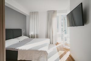 ÖÖ Street Premium Apartment with Terrace