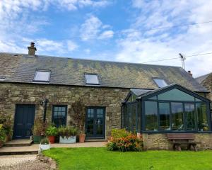 Trossachs Barn & Cabin - boutique B&B