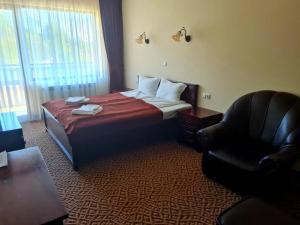 Two-Bedroom Suite with Terrace room in Family Hotel Bela
