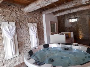 Maisons de vacances La maison SPA et PISCINE : photos des chambres