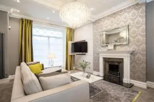Wellington Square - By Luxury Apartments - Southam